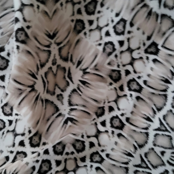 Joe fresh skirt - Picture 2 of 2